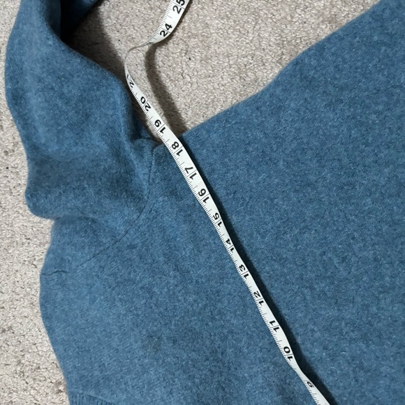 Banana Republic Aqua Blue Merino Fine Wool Crewneck Sweater - Picture 5 of 6